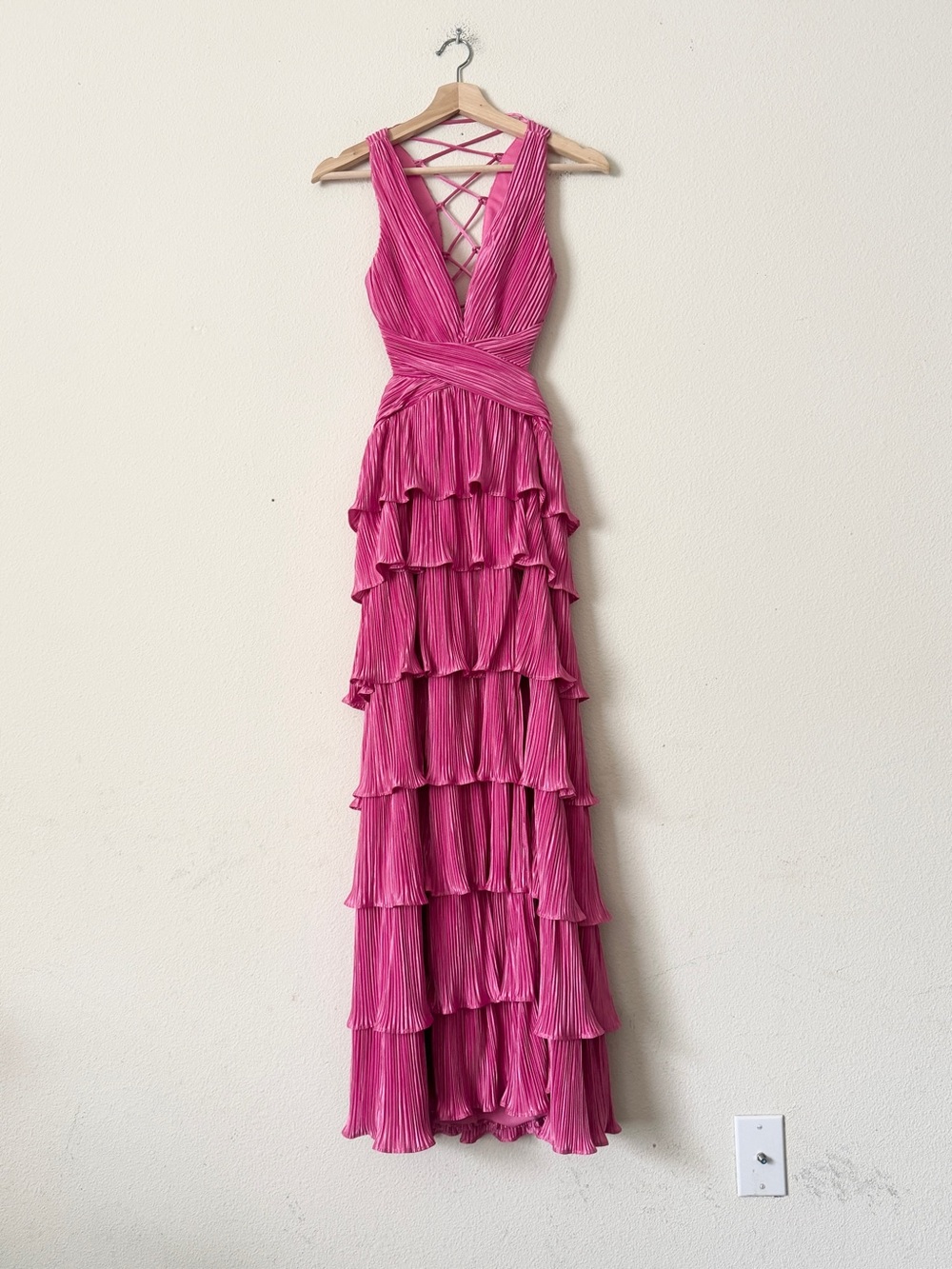 Lulu’s XS Beauty Icon pink satin pleated tiered laceup back maxi dress - Picture 2 of 7
